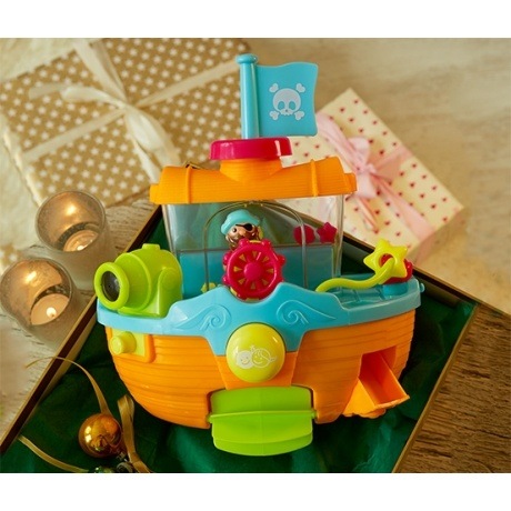 Badewannen-Piratenschiff