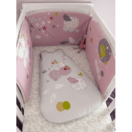 "Baby Bettumrandung"