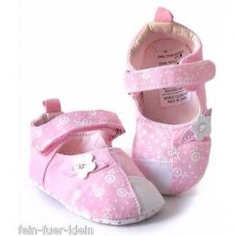 Rosa - Weißer Babyschuh