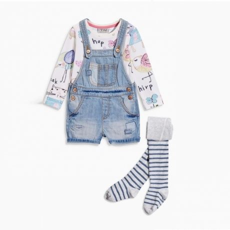 Set mit Jeanslatzhose, T-Shirt und Strumpfhose