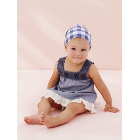 Set aus Kleid, Spielhose und Kopftuch