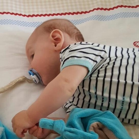 Strampler aus Bio-Baumwolle